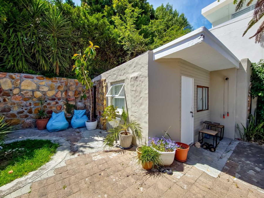 To Let 3 Bedroom Property for Rent in Camps Bay Western Cape